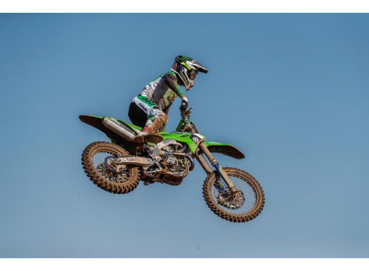 Romain Febvre conserve la plaque rouge avec un nouveau podium