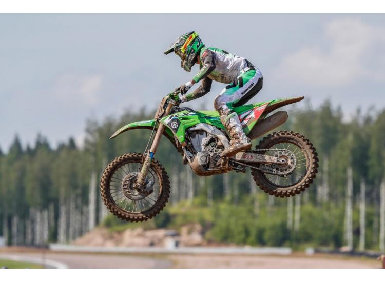 Romain Febvre conserve la plaque rouge avec un nouveau podium