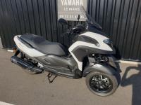 TRICITY 300 garantie 5 ans