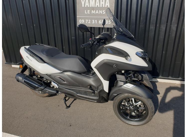 TRICITY 300 garantie 5 ans
