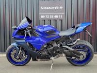 YAMAHA YZF 1000 R1