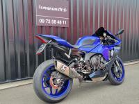 YAMAHA YZF 1000 R1