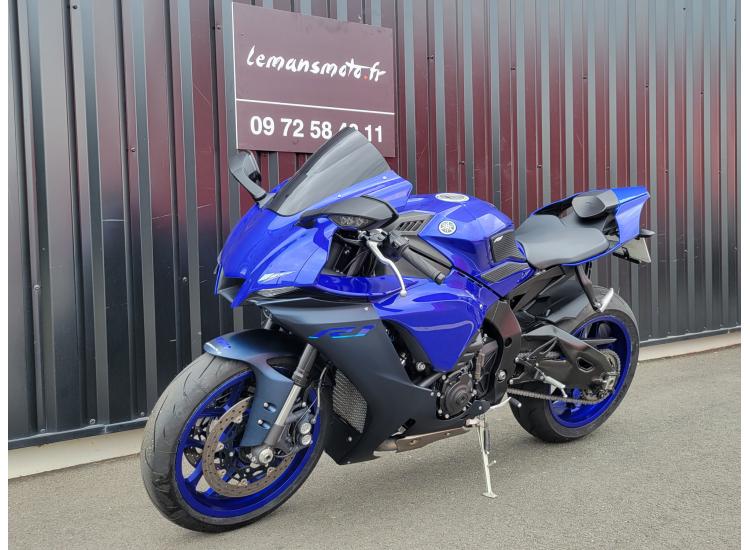 YAMAHA YZF 1000 R1