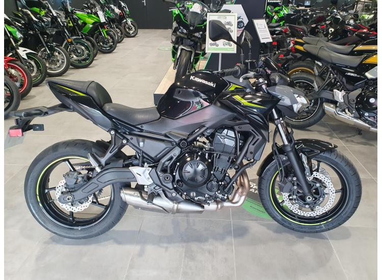 KAWASAKI Z 650 (47.5CV) BAISSE DE TARIF 5490€