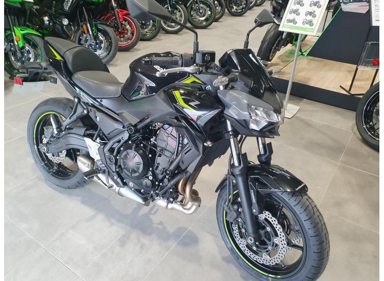 KAWASAKI Z 650 (47.5CV) BAISSE DE TARIF 5490€