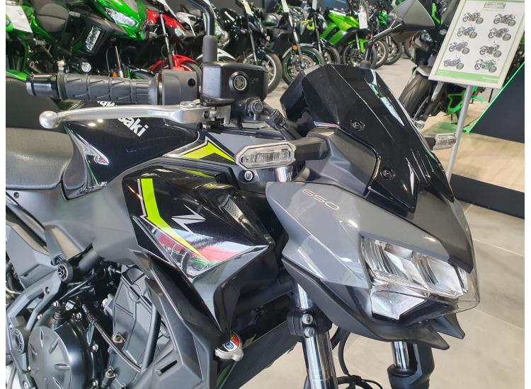 KAWASAKI Z 650 (47.5CV) BAISSE DE TARIF 5490€