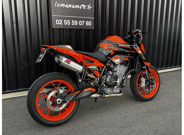 KTM 890 DUKE GP TECH PACK