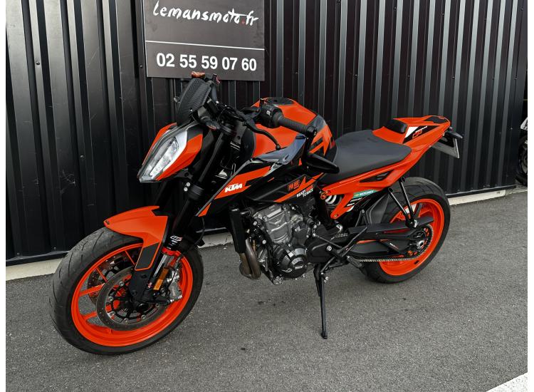 KTM 890 DUKE GP TECH PACK