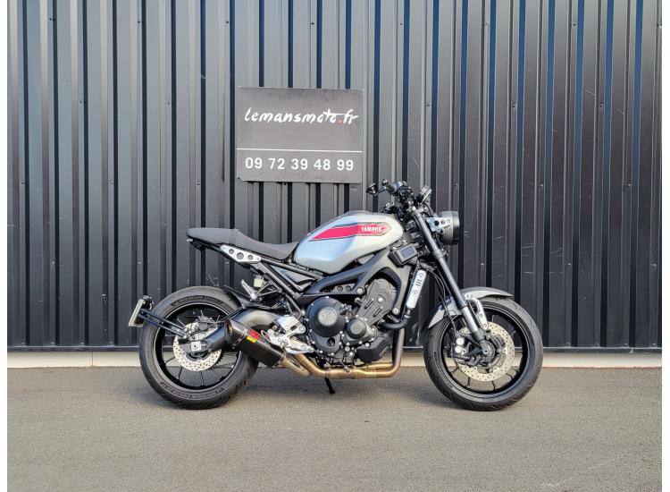 YAMAHA XSR 900