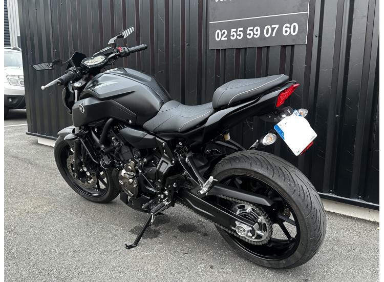 YAMAHA MT-07 A2