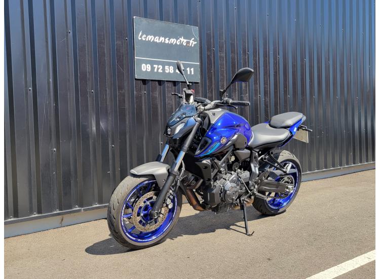 YAMAHA MT-07 A2