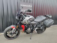 TRIUMPH TRIDENT 660