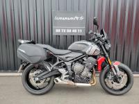 TRIUMPH TRIDENT 660