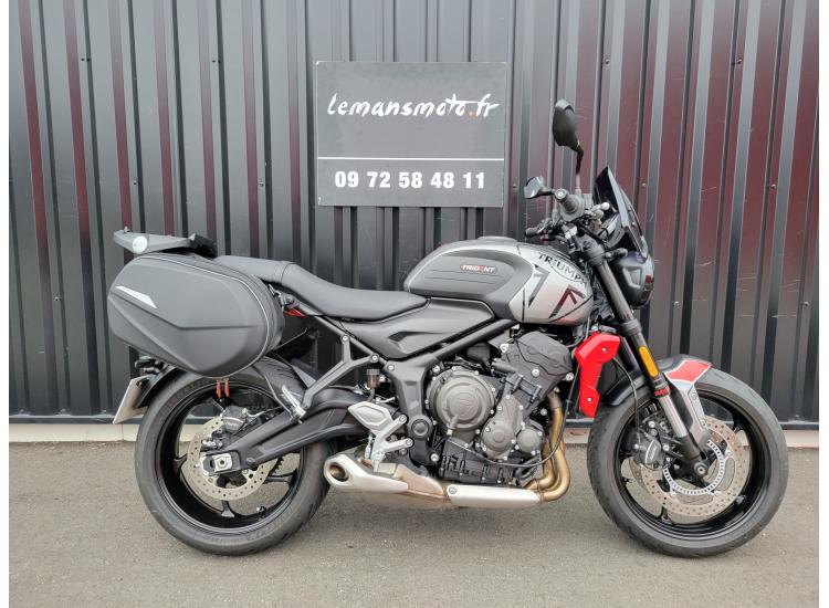TRIUMPH TRIDENT 660
