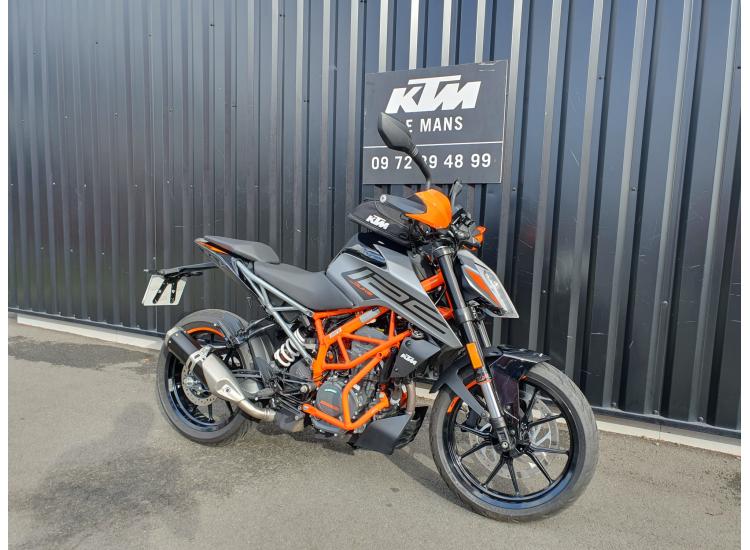 KTM 125 DUKE   714 KILOMETRES
