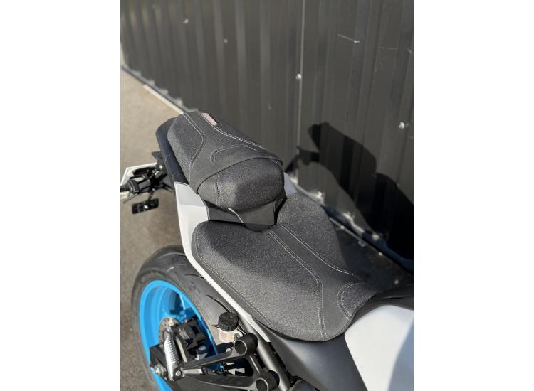 MT07 MT-07 AVEC OPTIONS
