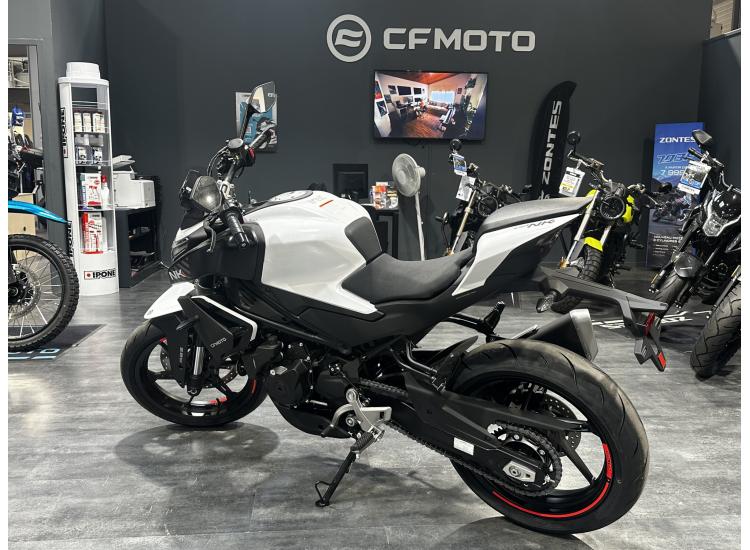 CF MOTO 450 NK NEUVE 0KM OFFRE DESTOCKAGE