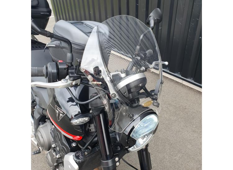 TRIUMPH TRIDENT 660 