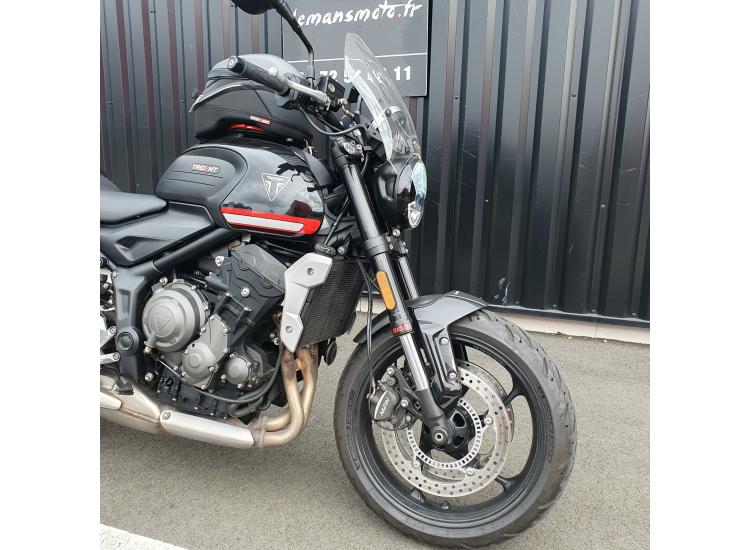 TRIUMPH TRIDENT 660 