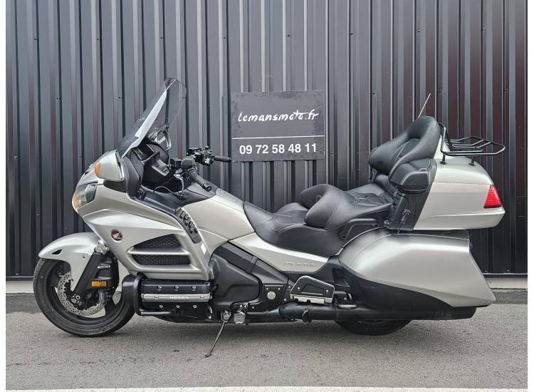 HONDA GL1800 GOLDWING