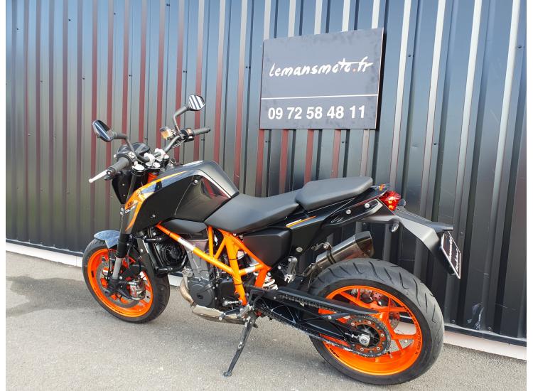 KTM 690 DUKE R