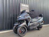 YAMAHA TRICITY 300