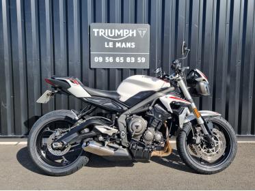 TRIUMPH STREET TRIPLE 660 S A2