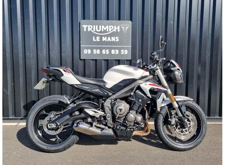 TRIUMPH STREET TRIPLE 660 S A2