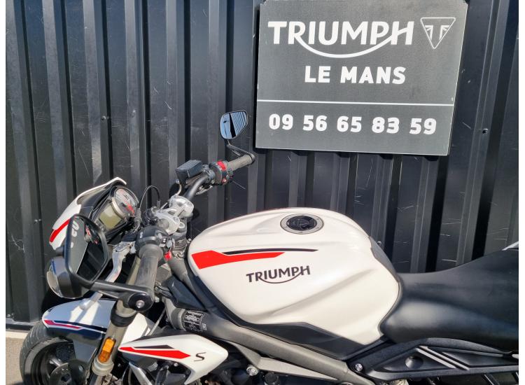 TRIUMPH STREET TRIPLE 660 S A2