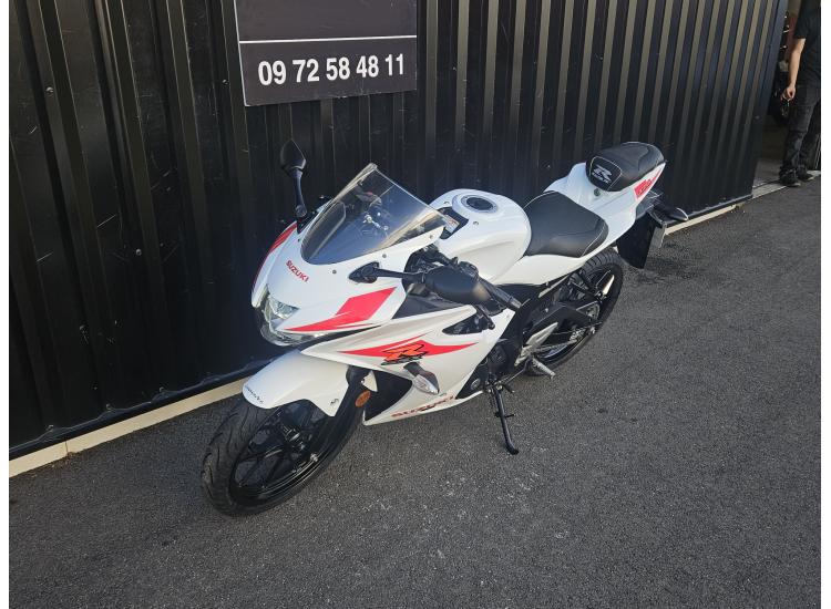 SUZUKI GSX-R 125
