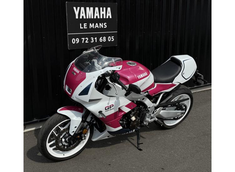 XSR 900 GP replica 750 yzf
