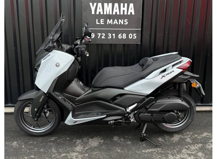  YAMAHA XMAX 125 TECH MAX garantie 5 ans