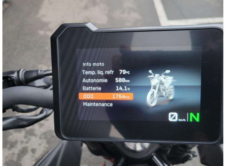 KTM 125 DUKE   SEULEMENT 1800 KILOMETRES
