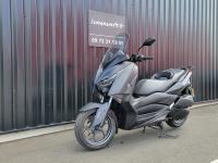 YAMAHA XMAX 300
