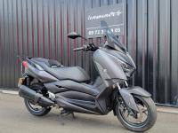YAMAHA XMAX 300