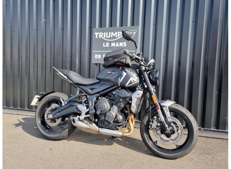 TRIUMPH TRIDENT 660