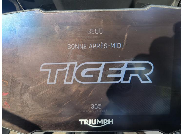 TRIUMPH Tiger 900 GT SEULEMENT 3280 KM