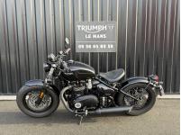 TRIUMPH BONNEVILLE BOBBER BLACK 1200