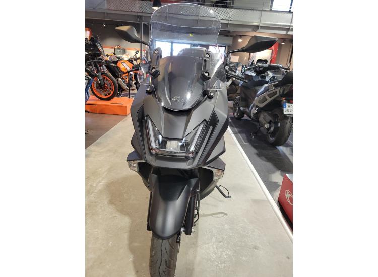KYMCO skytown 125