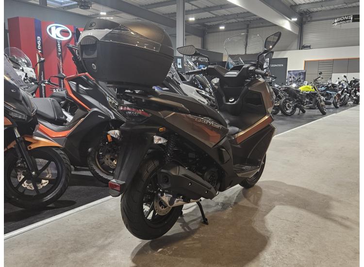 KYMCO skytown 125