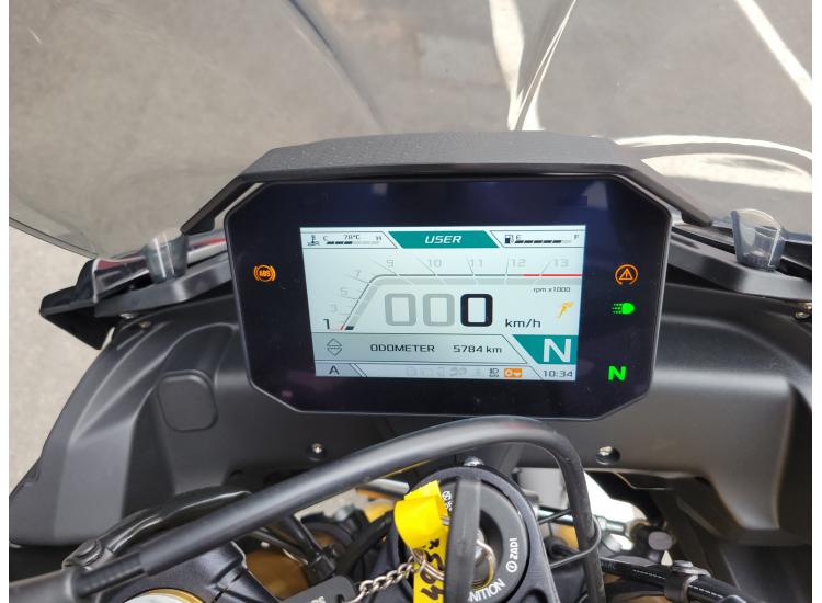 APRILIA TUONO 1000 V4