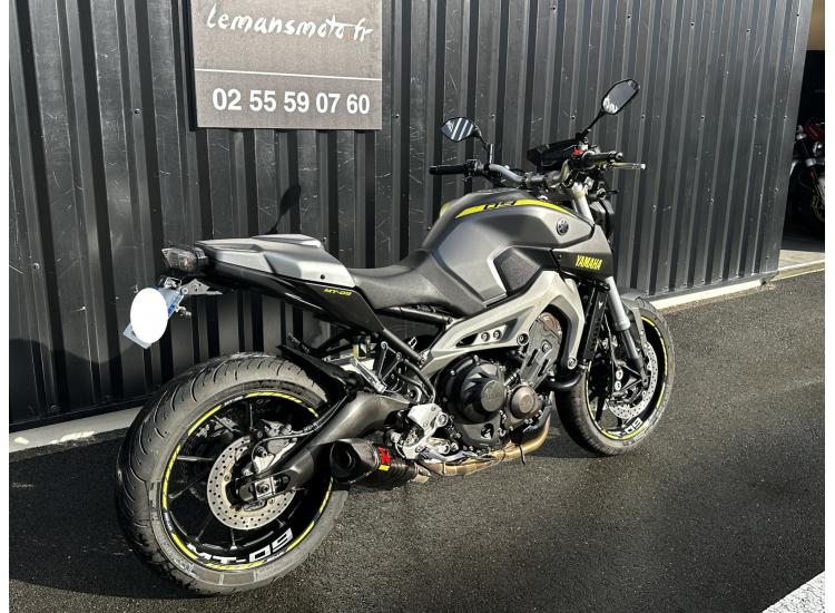 YAMAHA MT-09 ABS