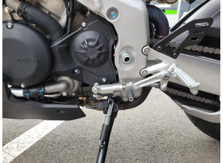 APRILIA TUONO 1000 V4
