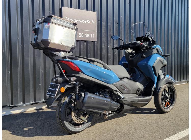 YAMAHA TRICITY 300