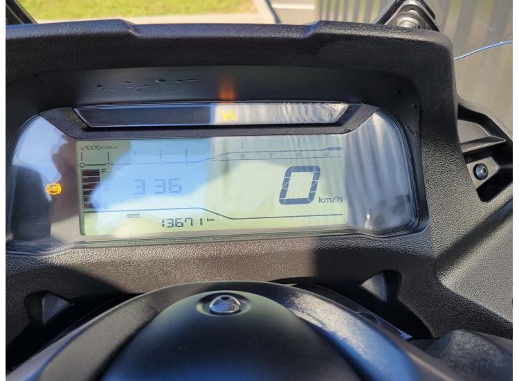 YAMAHA TRICITY 300