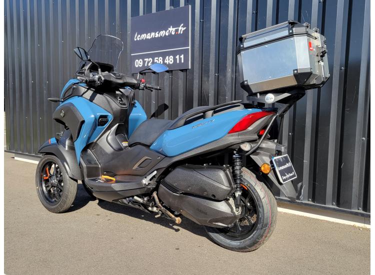 YAMAHA TRICITY 300