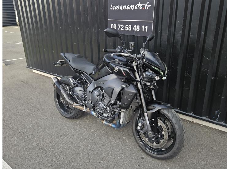 YAMAHA MT-10