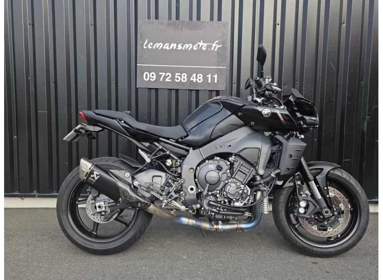 YAMAHA MT-10