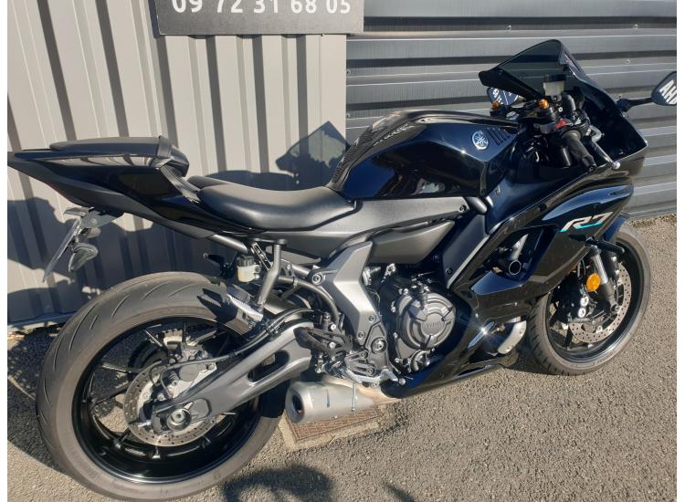 R7 YZF-R7
