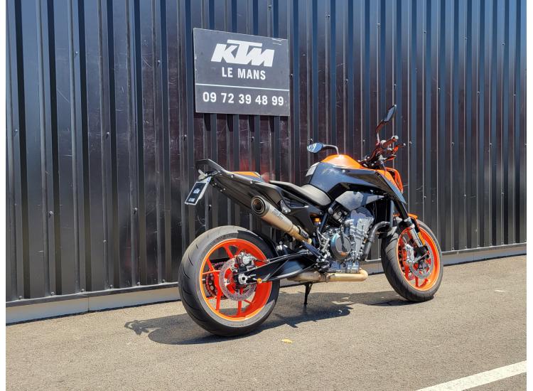 KTM 890 DUKE